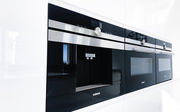 Property slide 32