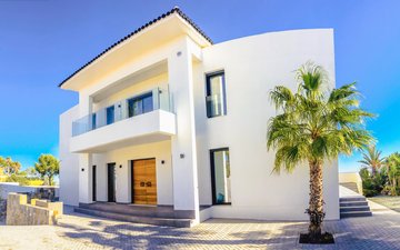 Property slide 39