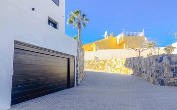 Property slide 44