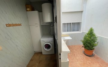 Property slide 32