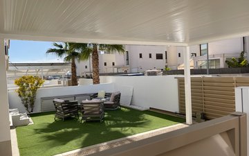 Property slide 19