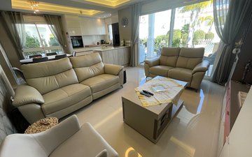 Property slide 39