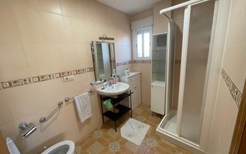 Property slide 25