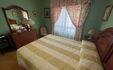 Property slide 35