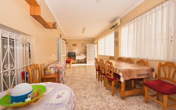 Property slide 16