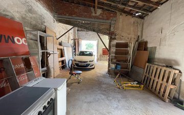Property slide 19