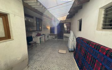 Property slide 20