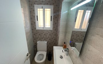 Property slide 22