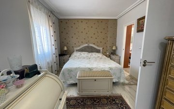 Property slide 24