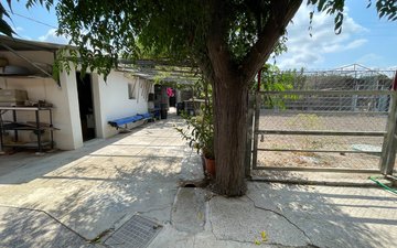 Property slide 44