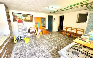Property slide 35
