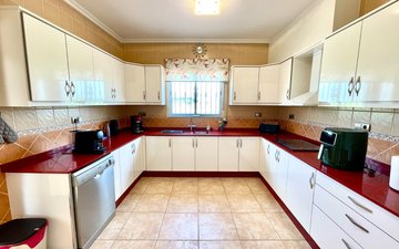 Property slide 25