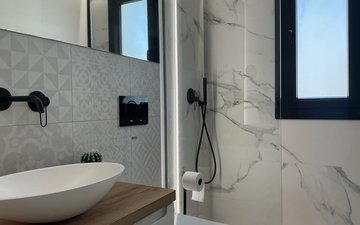 Property slide 22