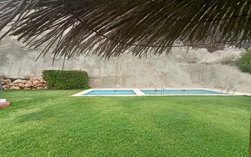 Property slide 18