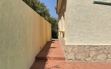 Property slide 20