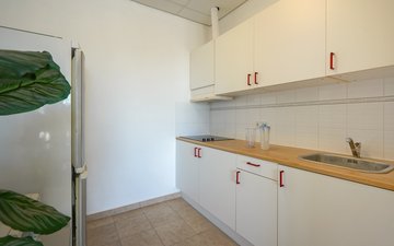 Property slide 32