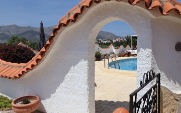 Property slide 39