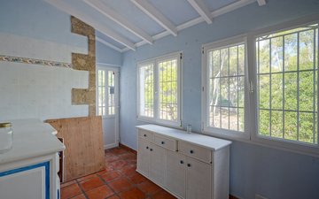 Property slide 19