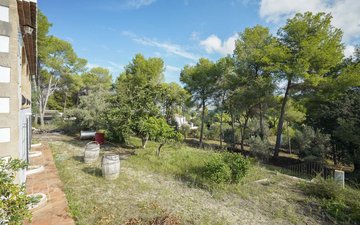 Property slide 28