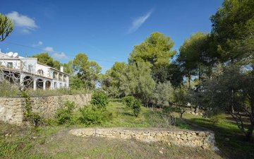 Property slide 34