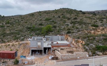 Property slide 20