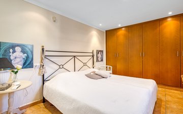 Property slide 29