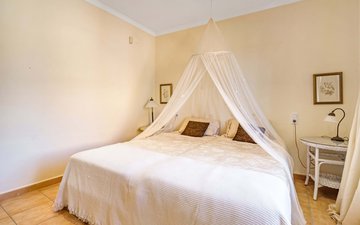 Property slide 39