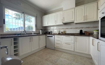 Property slide 19