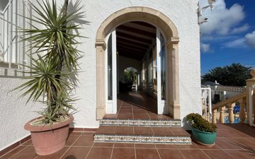 Property slide 37