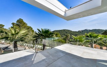 Property slide 30