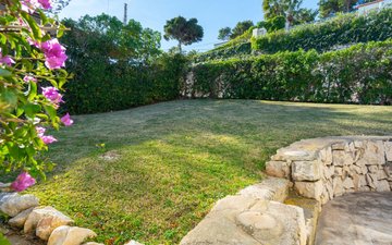Property slide 42