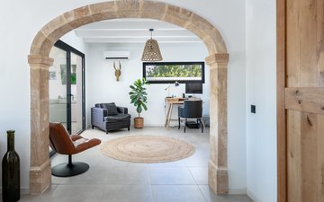 Property slide 17