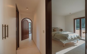 Property slide 46