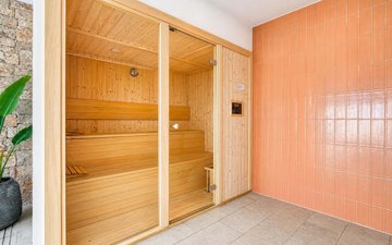 Property slide 17