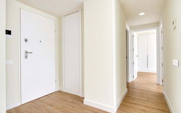Property slide 21
