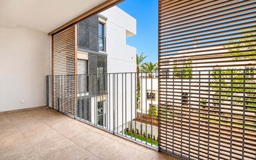 Property slide 25