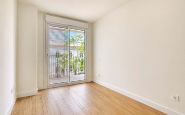 Property slide 40
