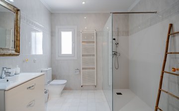 Property slide 18