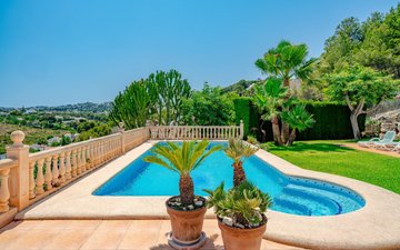 Property slide 8