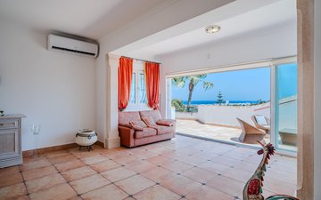 Property slide 25