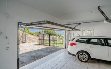 Property slide 30