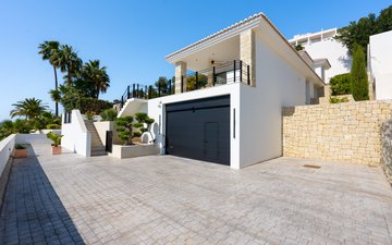 Property slide 22
