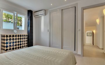 Property slide 33