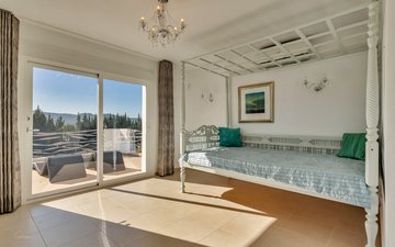 Property slide 38