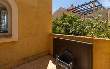 Property slide 19
