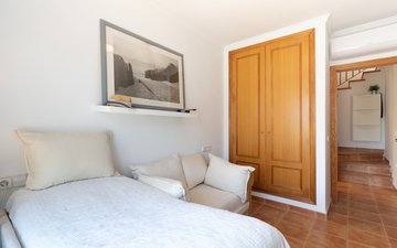 Property slide 28