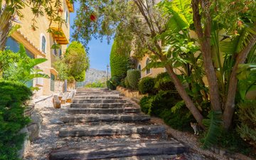 Property slide 35
