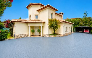 Property slide 46