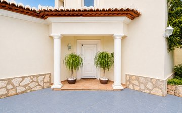 Property slide 47