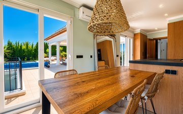 Property slide 17